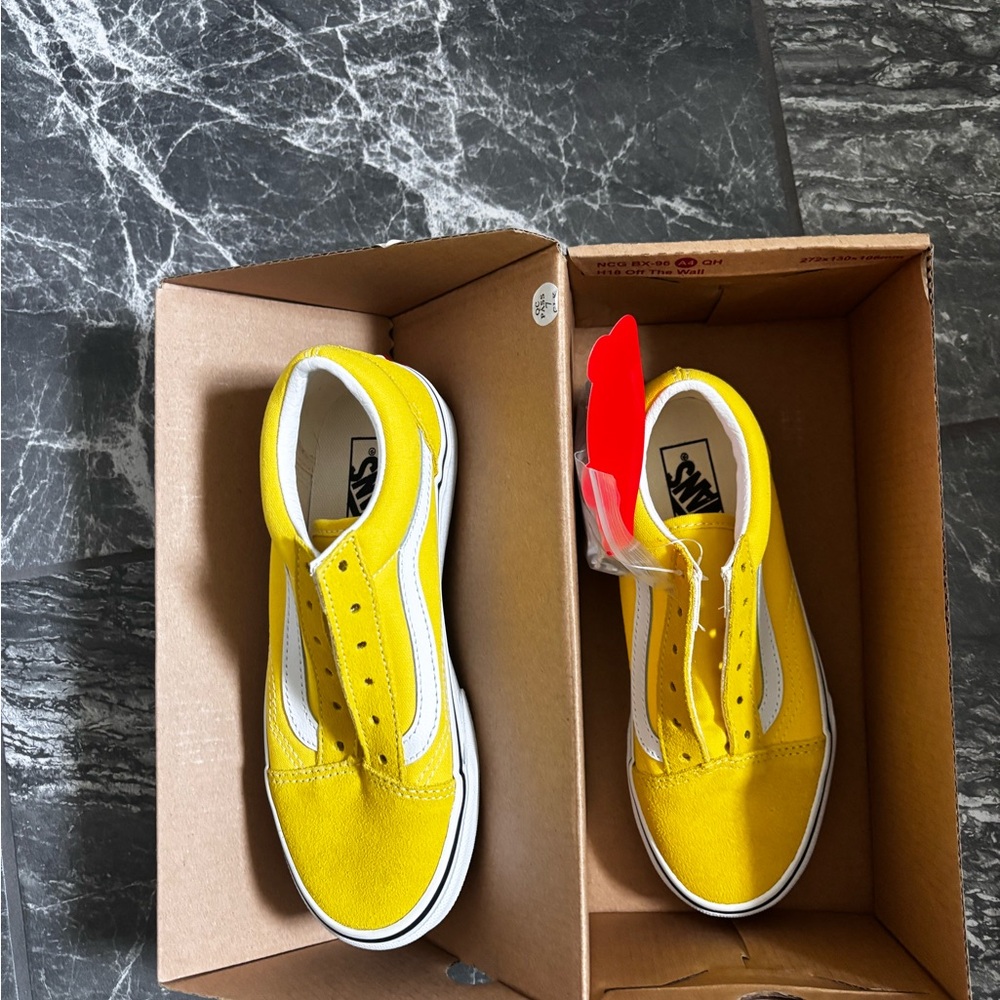 Vans Yellow and White Sneakers Classic Design
